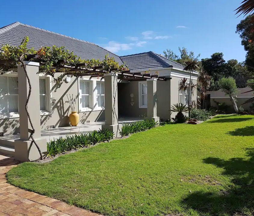 Eastcliff Holiday Haven close to Hermanus Central