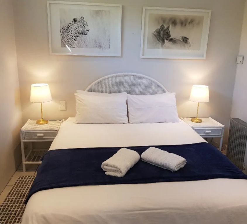 Ocean Rhythm Hermanus Cottage close to cliff paths